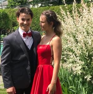 Meet your Posher, Maxine